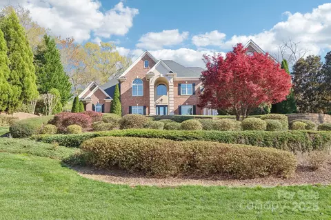 1322 Shinnecock Ln, Fort Mill, SC 29707
