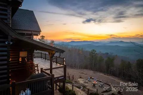 102 Peaks View Trl, Nebo, NC 28761