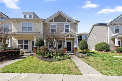 4661 Stoney Branch Dr, Charlotte, NC 28216