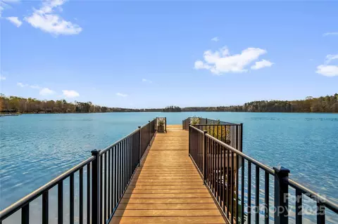 345 Pebble Point Rd, Salisbury, NC 28146 photo 1