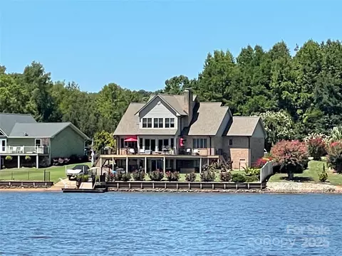 345 Pebble Point Rd, Salisbury, NC 28146 photo 4