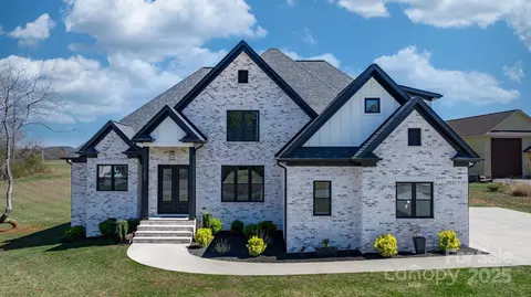 1380 Kinks 41 Ln #41, Maiden, NC 28650