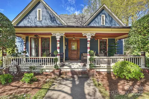 1331 Thomas Ave, Charlotte, NC 28205