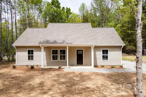318 Stanback St, Mount Gilead, NC 27306