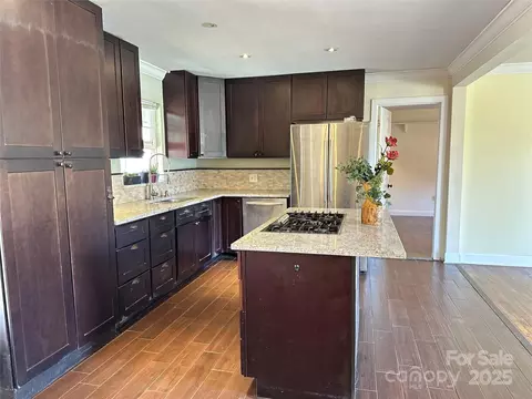 207 Lakeside Ave, Davidson, NC 28036 photo 5