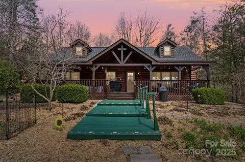 787 Shumont Rd, Black Mountain, NC 28711