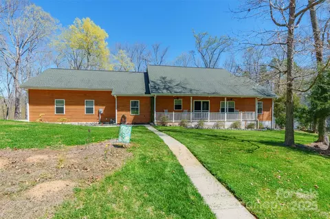 452 Countrywood Se Pl SE, Concord, NC 28025