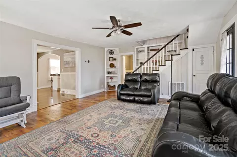Living - 59 W Poplar Dr, Marion, NC 28752 photo 4 of 4