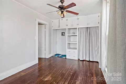 Bedroom - 59 W Poplar Dr, Marion, NC 28752 photo 7 of 9