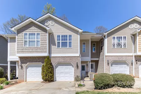 108 Sherman Oaks St, Mooresville, NC 28115