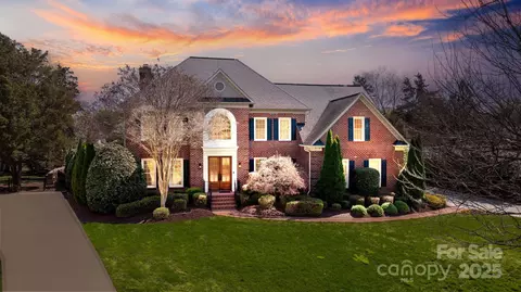 1830 Dove Cottage Dr, Charlotte, NC 28226