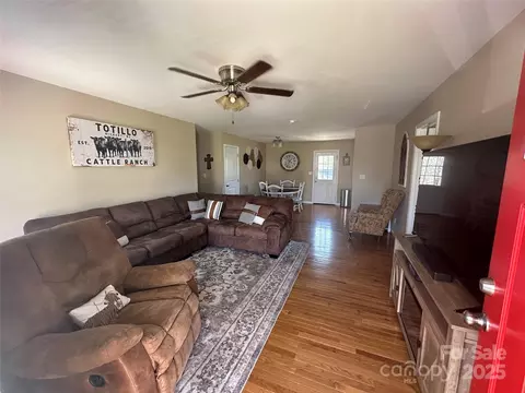 52 Restful Ln, Hickory, NC 28601 photo 22