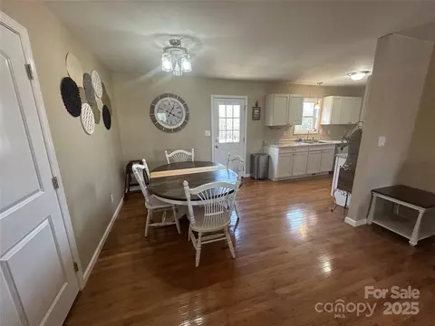 52 Restful Ln, Hickory, NC 28601 photo 16