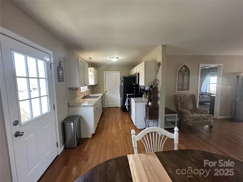 52 Restful Ln, Hickory, NC 28601 photo 10