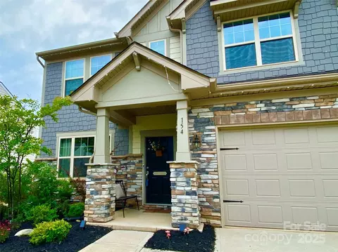 154 Rooster Tail Ln, Troutman, NC 28166