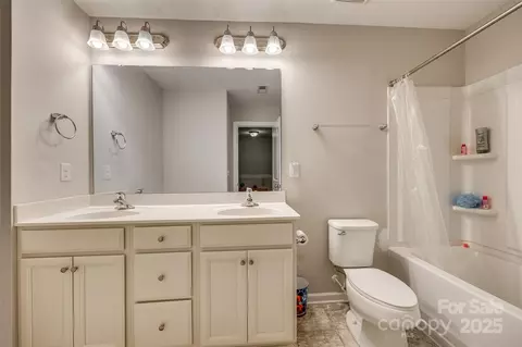 1213 Bhaltair Ln, Fort Mill, SC 29708 photo 25