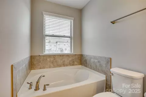 1213 Bhaltair Ln, Fort Mill, SC 29708 photo 20