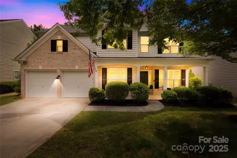 20827 Brinkley St, Cornelius, NC 28031