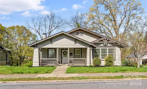 306 7th Sw St SW, Hickory, NC 28602