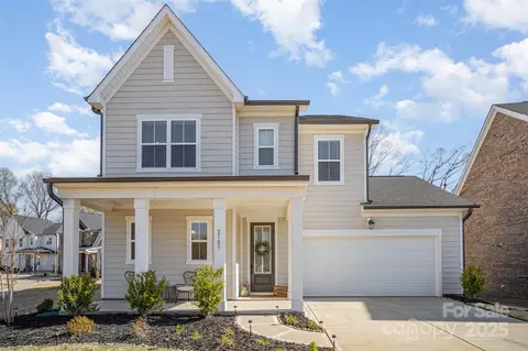 2105 Moss Bluff Dr, Mint Hill, NC 28227