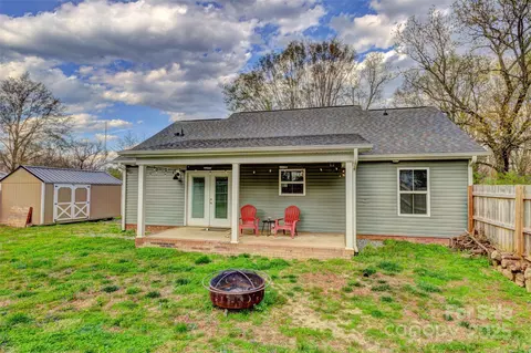 Exterior - 117 Hicks St, Cherryville, NC 28021 photo 2 of 3
