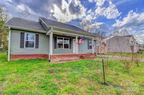 Exterior - 117 Hicks St, Cherryville, NC 28021 photo 1 of 3