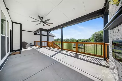Exterior - 7419 Tesh Rd, Monroe, NC 28110 photo 5 of 8