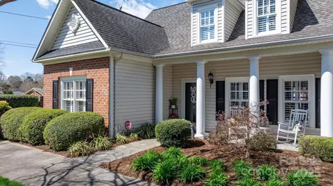 71 40th Avenue Ne 7 Dr NE #7, Hickory, NC 28601