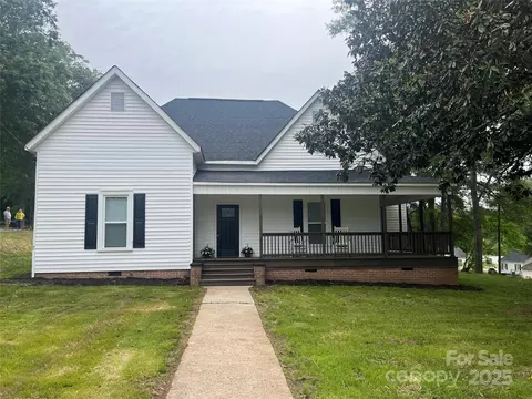 106 York St, Mooresboro, NC 28114