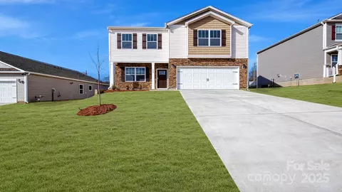 406 Wheatfield Rd, Fletcher, NC 28732