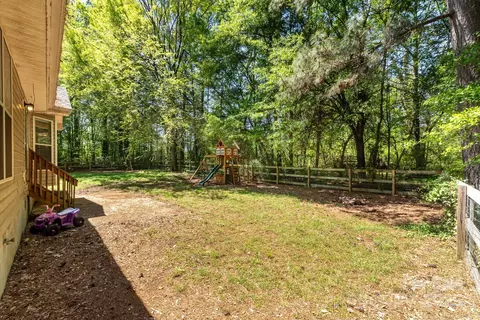 Exterior - 2014 Cardinal Loop, Stanley, NC 28164 photo 4 of 8