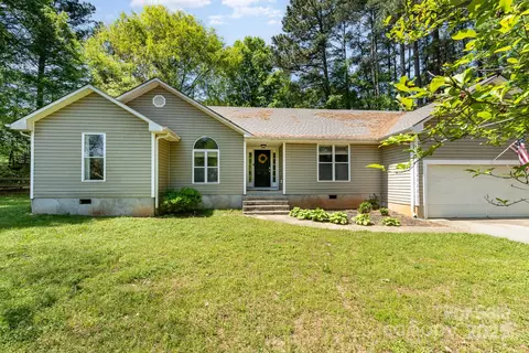 2014 Cardinal Loop, Stanley, NC 28164