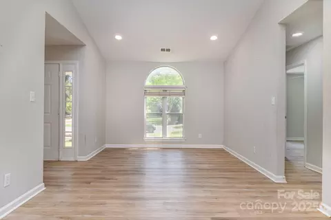Living - 2014 Cardinal Loop, Stanley, NC 28164 photo 10 of 10