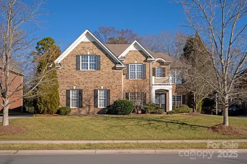 6415 Springs Mill Rd, Charlotte, NC 28277