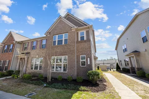 8145 English Clover Ln, Fort Mill, SC 29707