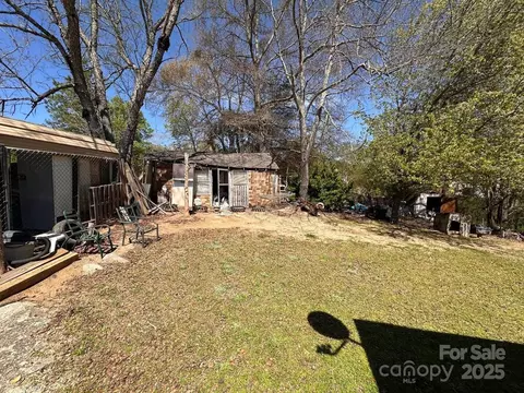Exterior - 200 Leaf Ct, Clover, SC 29710 photo 5 of 5