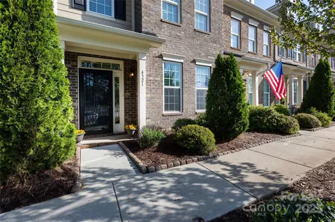 4321 Courtly Ln, Belmont, NC 28012