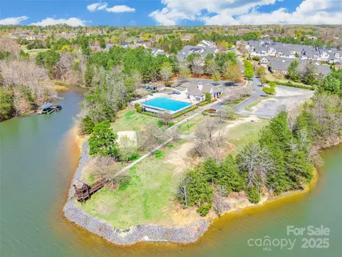 10028 Bora Bora Dr, Tega Cay, SC 29708 photo 48