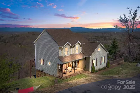 3486 Stones Throw Dr, Valdese, NC 28690