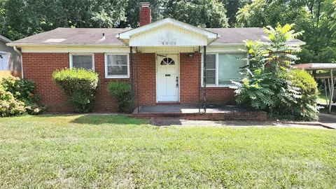 4104 Dinglewood Ave, Charlotte, NC 28205