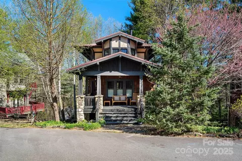 3 Whitman Ln, Black Mountain, NC 28711