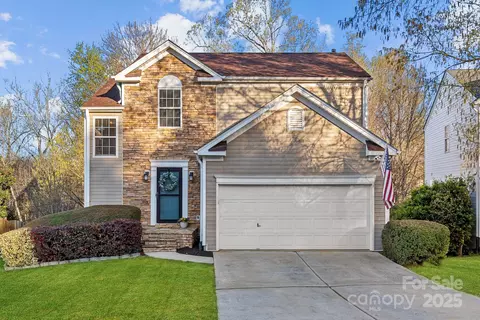 6133 Hidden Meadow Ln, Charlotte, NC 28269