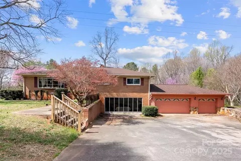 1042 Old Boiling Springs Rd, Shelby, NC 28152