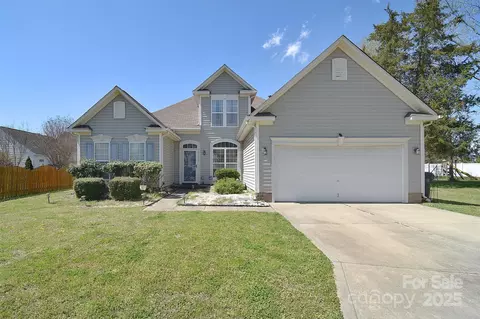 13510 Sunny Glen Way, Charlotte, NC 28278