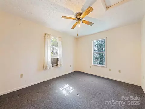91 Jeter Rd, Clyde, NC 28721 photo 25