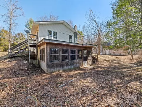 91 Jeter Rd, Clyde, NC 28721 photo 3