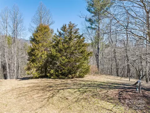 91 Jeter Rd, Clyde, NC 28721 photo 7