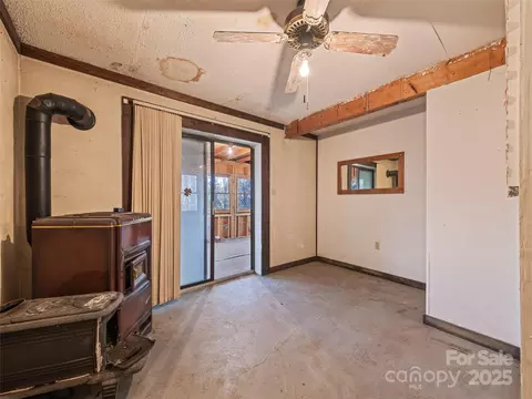 91 Jeter Rd, Clyde, NC 28721 photo 28