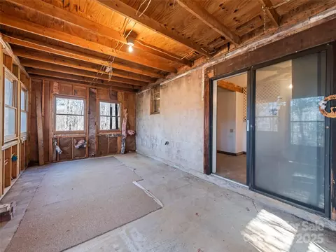 91 Jeter Rd, Clyde, NC 28721 photo 27