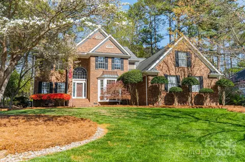 127 Lake Pine Rd, Mooresville, NC 28117